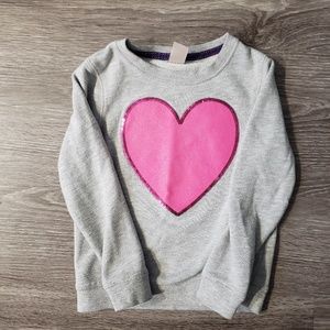 Gray sweatshirt with Pink heart